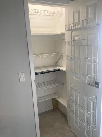 2950 SE Ocean Boulevard 34-5, Stuart, FL 34996