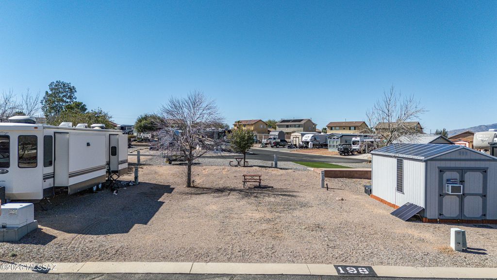 Image 1 of property listing at 1030 S Barrel Cactus Rdg Unit 198, Benson, AZ 85602