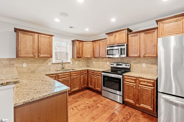 25 Donemere Way, Fountain Inn, SC 29644