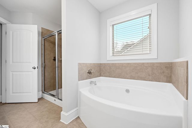 25 Donemere Way, Fountain Inn, SC 29644