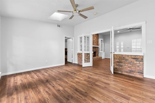 6501 Lake Side Circle, North Richland Hills, TX 76180