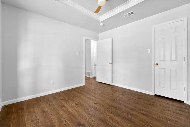 6501 Lake Side Circle, North Richland Hills, TX 76180