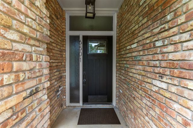 6501 Lake Side Circle, North Richland Hills, TX 76180