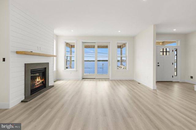 1131 S GREEN ST, Tuckerton, NJ 08087