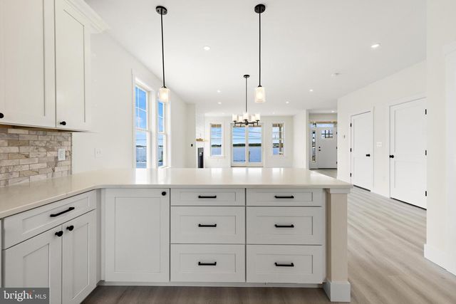 1131 S GREEN ST, Tuckerton, NJ 08087