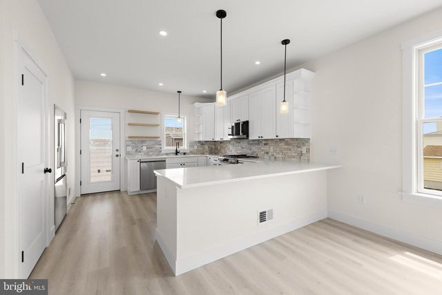 1131 S GREEN ST, Tuckerton, NJ 08087