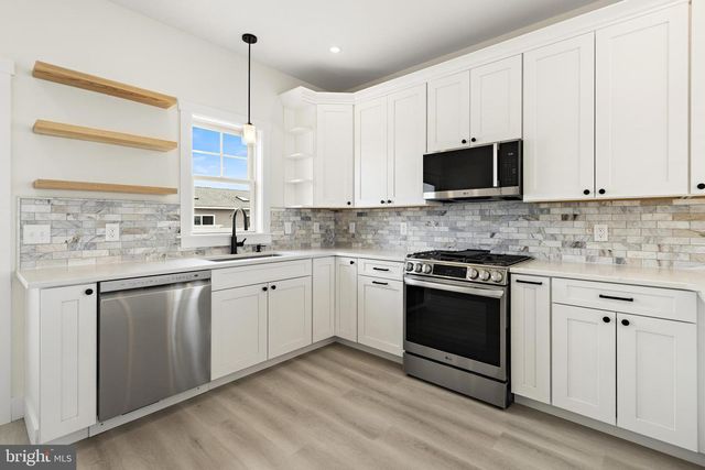 1131 S GREEN ST, Tuckerton, NJ 08087