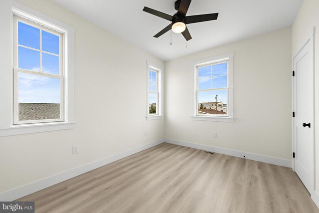 1131 S GREEN ST, Tuckerton, NJ 08087