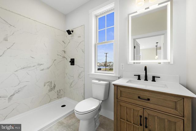 1131 S GREEN ST, Tuckerton, NJ 08087