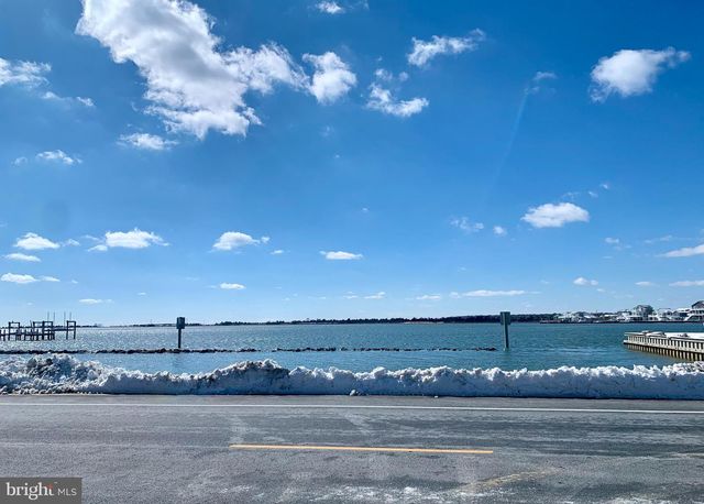 1131 S GREEN ST, Tuckerton, NJ 08087