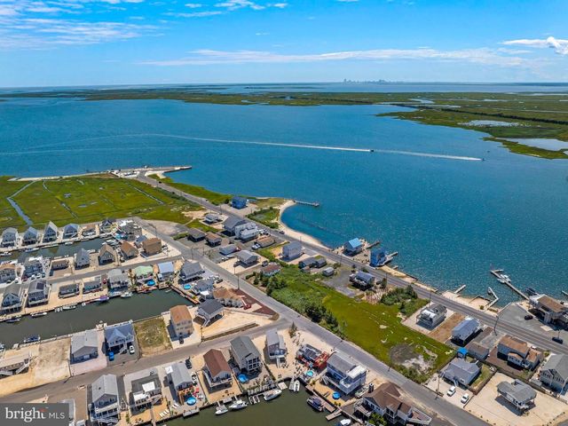 1131 S GREEN ST, Tuckerton, NJ 08087