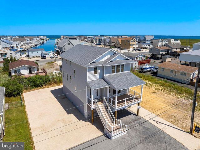 1131 S GREEN ST, Tuckerton, NJ 08087