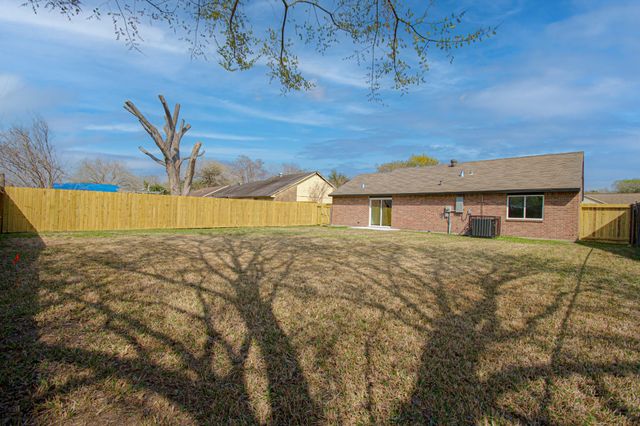 16222 Coyridge Lane, Houston, TX 77053