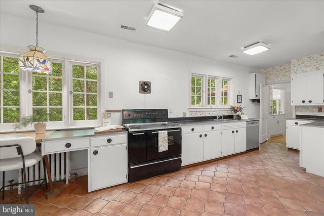 610 COTTERILL RD, Gibson Island, MD 21056