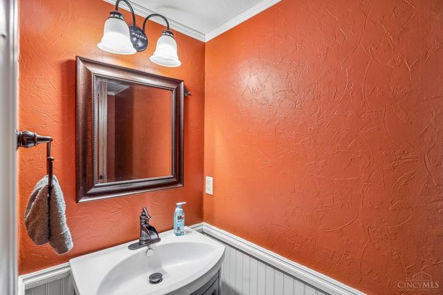 1817 Bell Tower Circle, Batavia Twp, OH 45103