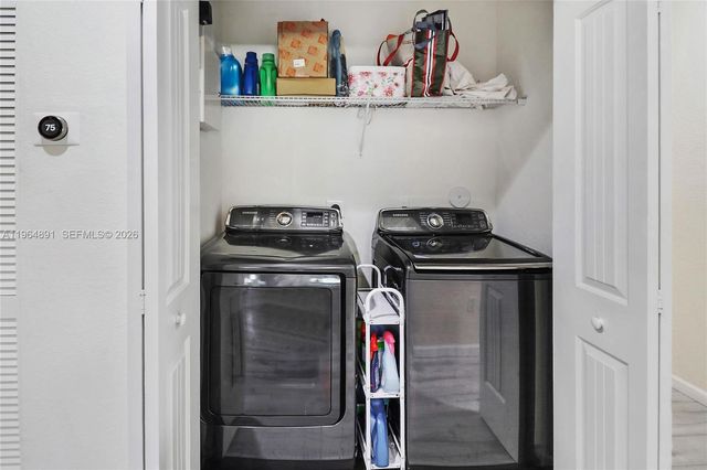 4204 N Dixie Hwy 2, Oakland Park, FL 33334