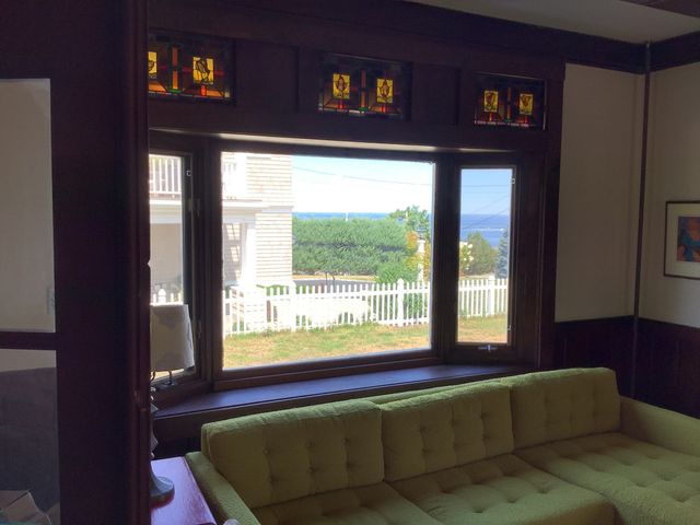 11 Bluff Rd, Hull, MA 02045