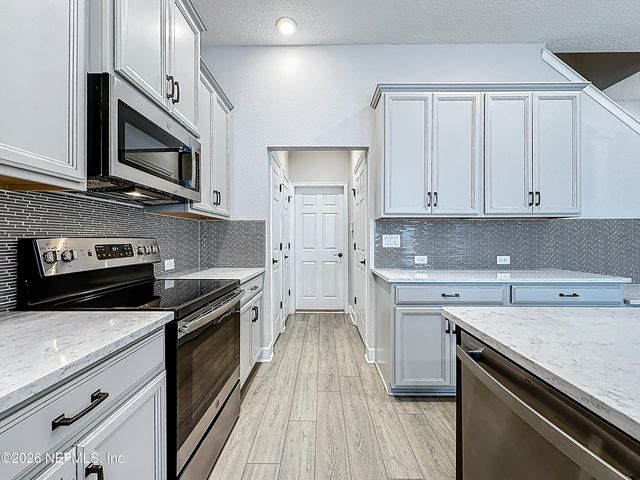 7441 BEACH WALK Place, Jacksonville, FL 32256