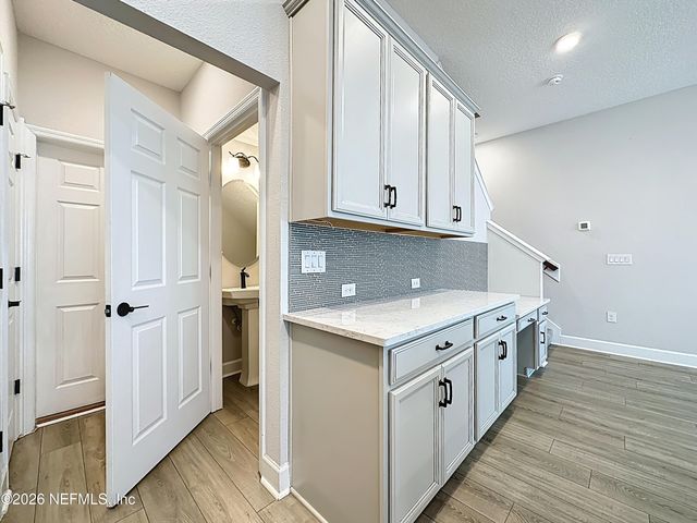 7441 BEACH WALK Place, Jacksonville, FL 32256