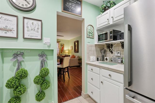 6260 NE 18th Ave 823, Fort Lauderdale, FL 33334