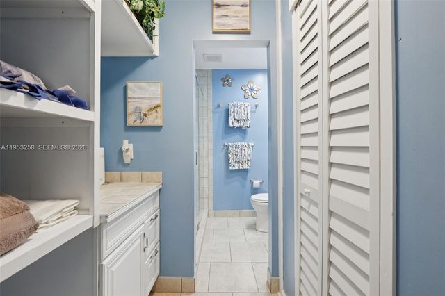 6260 NE 18th Ave 823, Fort Lauderdale, FL 33334