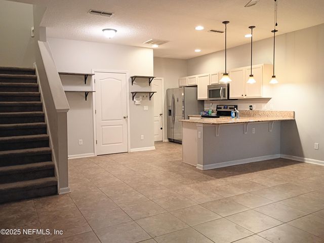 425 OASIS Lane, Orange Park, FL 32073