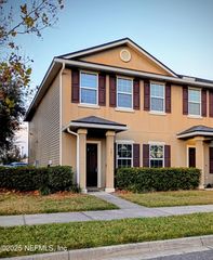 425 OASIS Lane, Orange Park, FL 32073