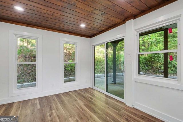 233 Bradshaw Road, Hiawassee, GA 30546