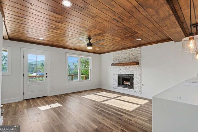 233 Bradshaw Road, Hiawassee, GA 30546