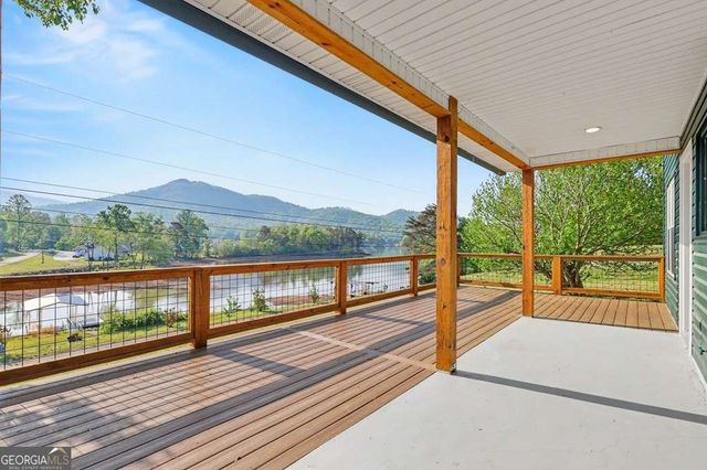 233 Bradshaw Road, Hiawassee, GA 30546