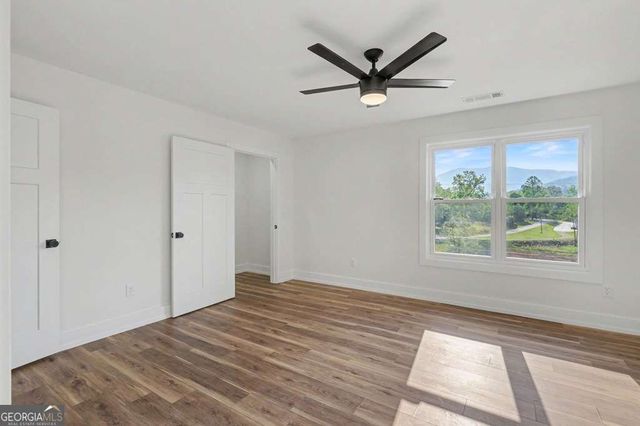 233 Bradshaw Road, Hiawassee, GA 30546