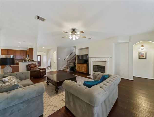 8214 Garrison Point Drive, Houston, TX 77040