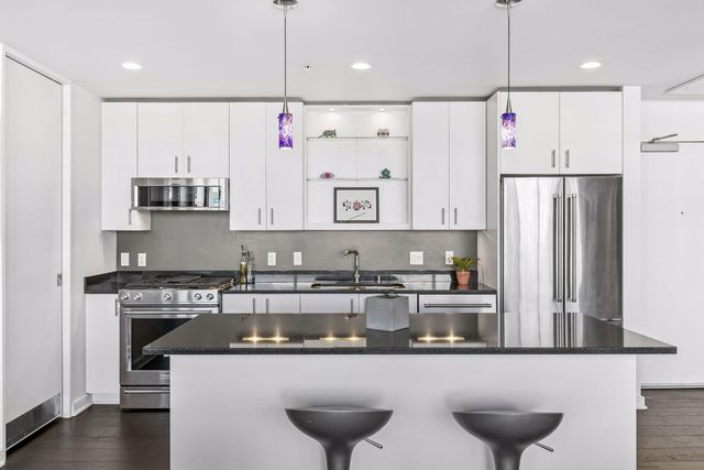 45 University Avenue SE 403, Minneapolis, MN 55414