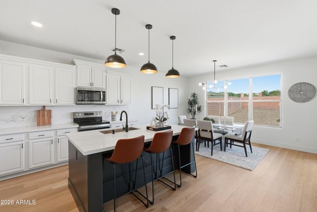 26919 N GIDIYUP Trail, Phoenix, AZ 85085