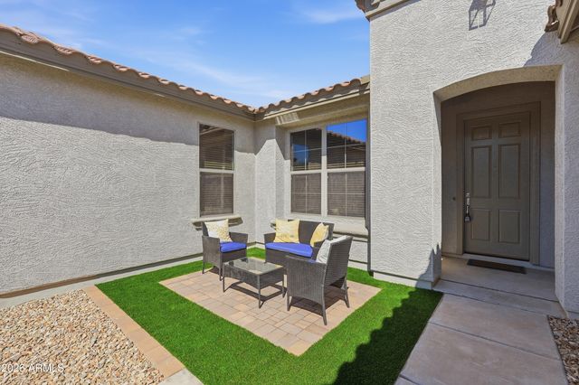 26919 N GIDIYUP Trail, Phoenix, AZ 85085