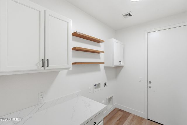 26919 N GIDIYUP Trail, Phoenix, AZ 85085