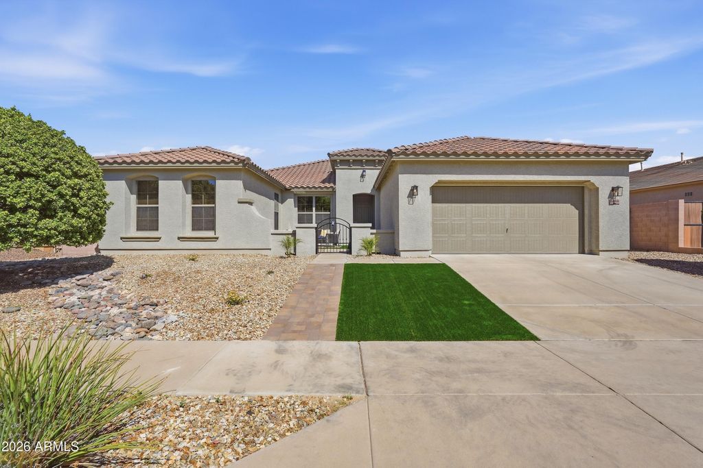 26919 N GIDIYUP Trail, Phoenix, AZ 85085
