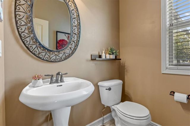 1404 SW 41st Circle, Lee's Summit, MO 64082