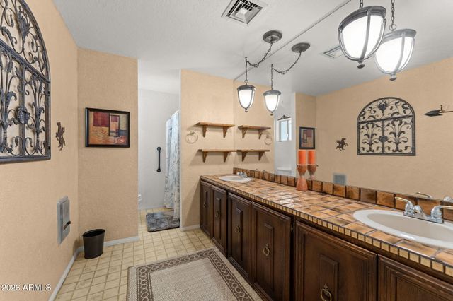 550 E BASS Road, Wickenburg, AZ 85390