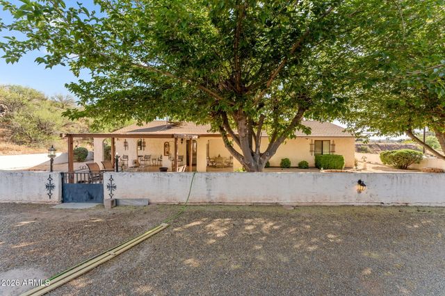 550 E BASS Road, Wickenburg, AZ 85390