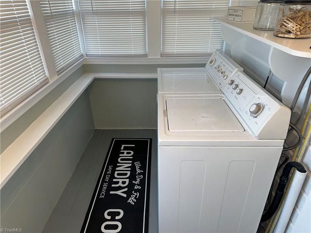 818 W Lebanon Street, Mount Airy, NC 27030