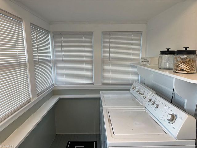 818 W Lebanon Street, Mount Airy, NC 27030