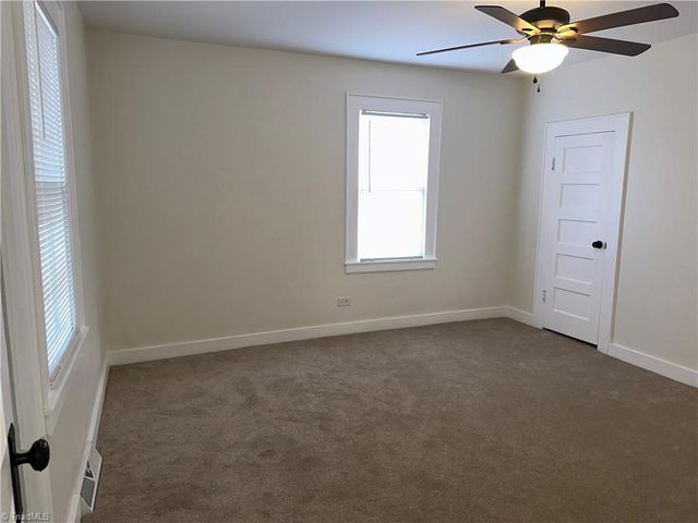 818 W Lebanon Street, Mount Airy, NC 27030