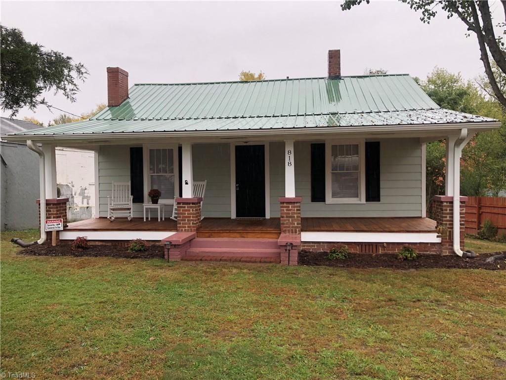 818 W Lebanon Street, Mount Airy, NC 27030