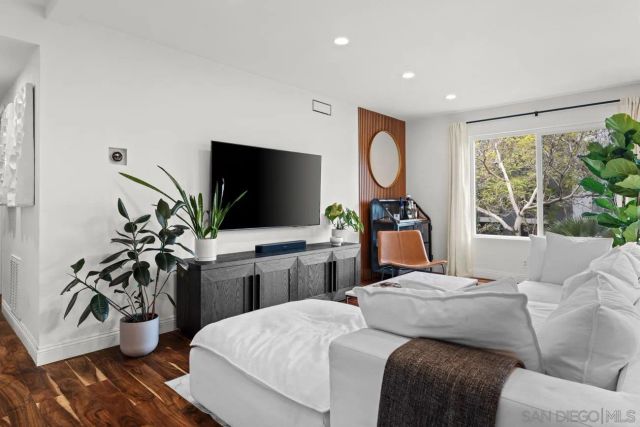 1650 8Th 104, San Diego, CA 92101