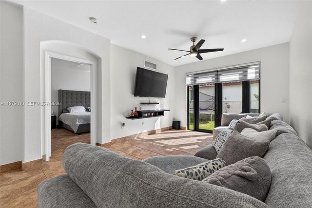 21143 SW 92nd Pl, Cutler Bay, FL 33189