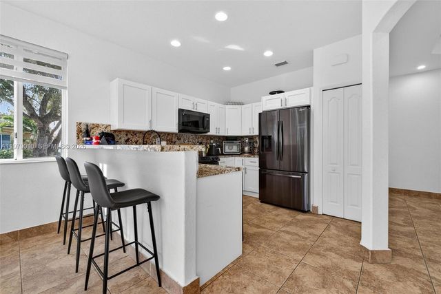 21143 SW 92nd Pl, Cutler Bay, FL 33189