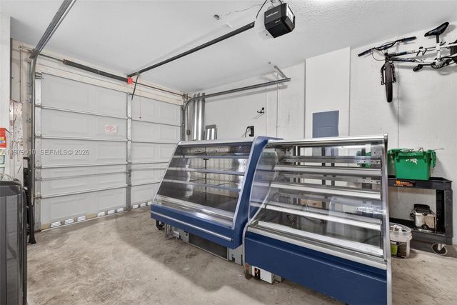 21143 SW 92nd Pl, Cutler Bay, FL 33189