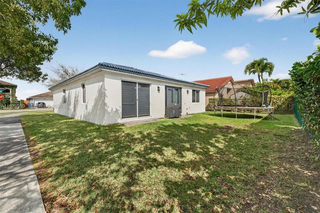 21143 SW 92nd Pl, Cutler Bay, FL 33189