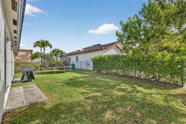 21143 SW 92nd Pl, Cutler Bay, FL 33189